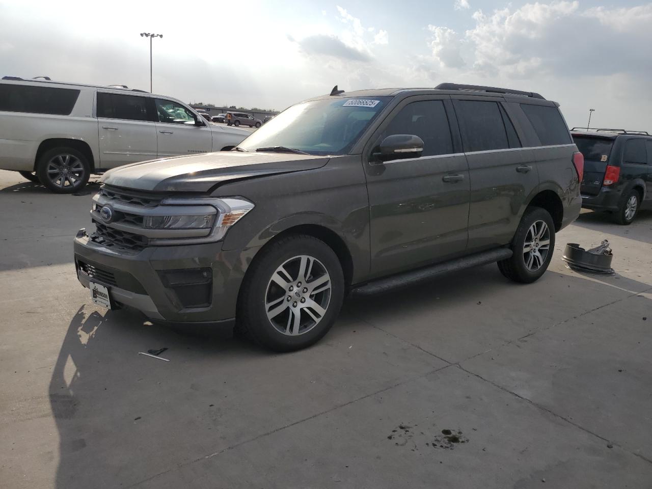 2024 FORD EXPEDITION XLT VIN:1FMJU1H88REA69491