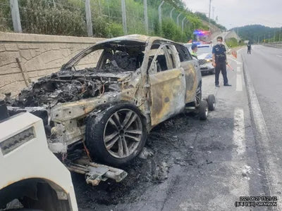 2015 BMW X6 M WBAKV610XF0N48105 VIN:WBAKV610XF0N48105