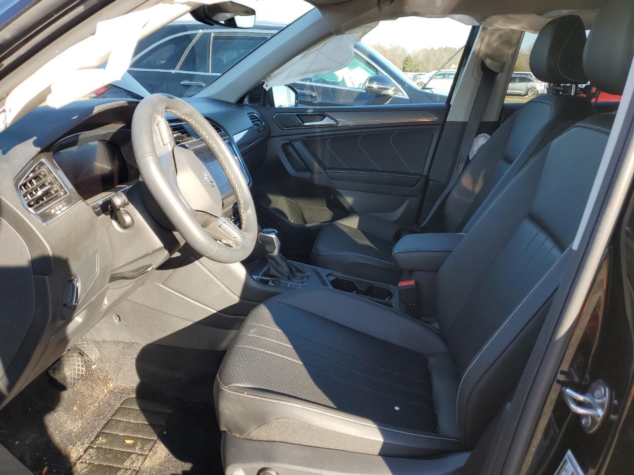 2023 VOLKSWAGEN TIGUAN SE VIN:3VV3B7AX4PM093321