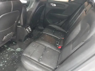 2019 Volvo XC40 VIN: