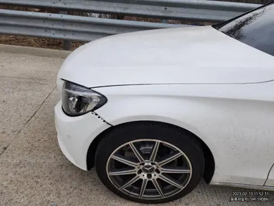 2016 Mercedes-Benz C 220 VIN: