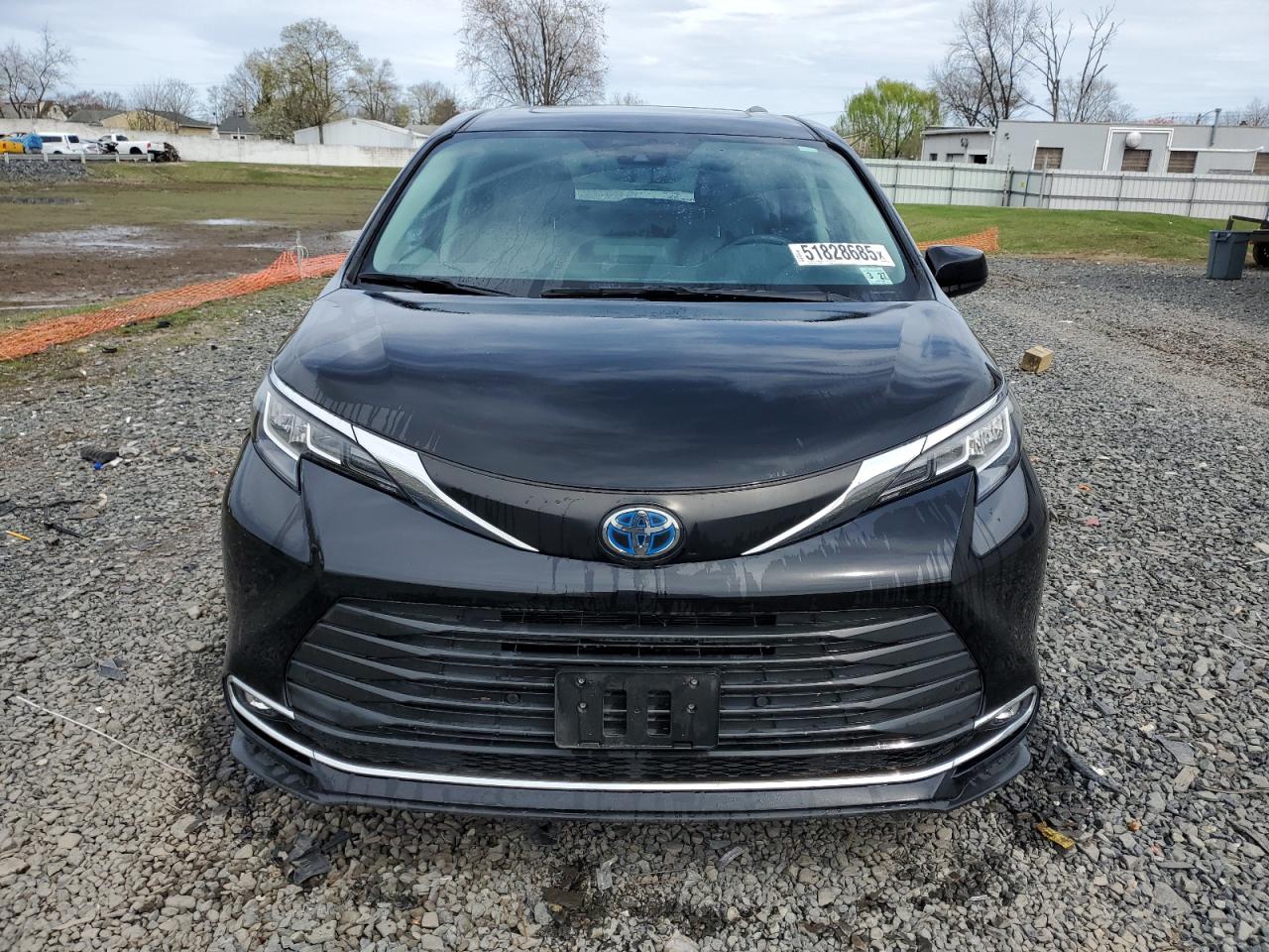 2022 TOYOTA SIENNA XLE VIN:5TDYSKFC2NS057332