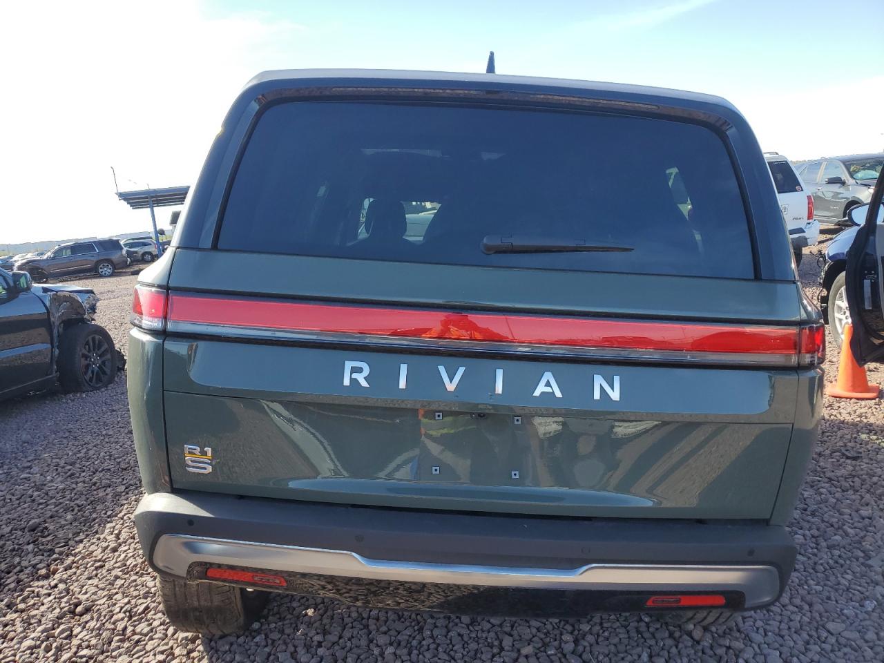 2022 RIVIAN R1S LAUNCH EDITION VIN:7PDSGABL6NN003263