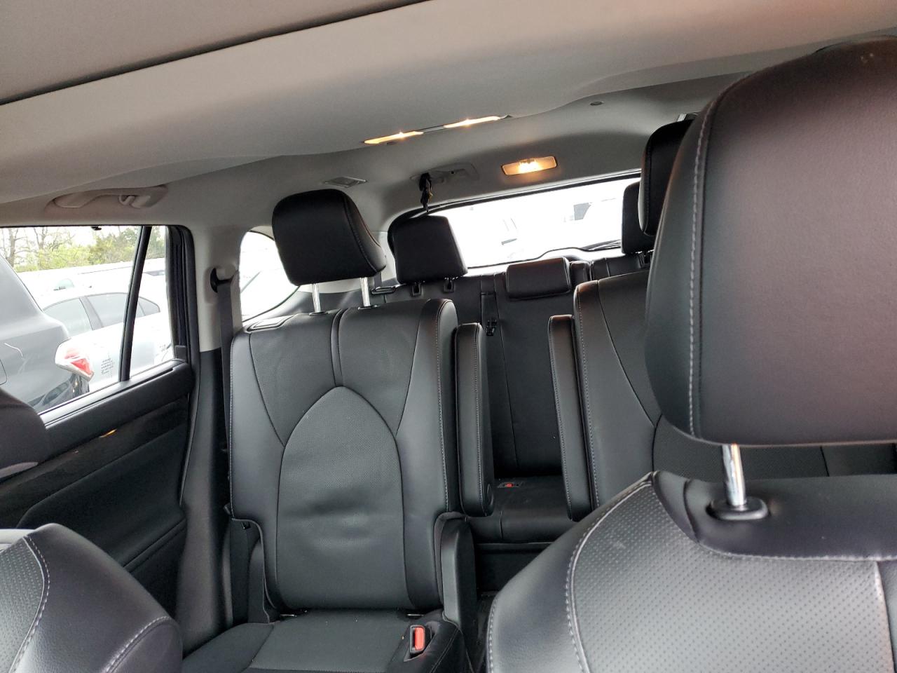 2022 TOYOTA HIGHLANDER LIMITED VIN:5TDDZRBH4NS172177