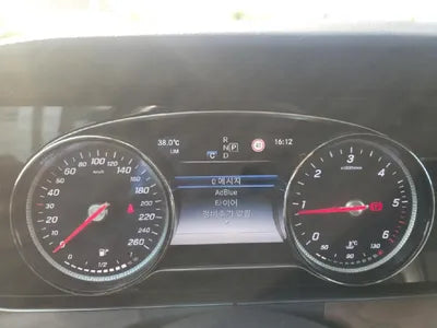 2019 Mercedes-Benz E 220 WDDZF0FB5KA558850 VIN:WDDZF0FB5KA558850