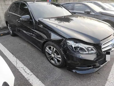 2015 Mercedes-Benz E 220 VIN: