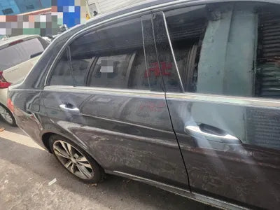 2015 Mercedes-Benz E 300 VIN: