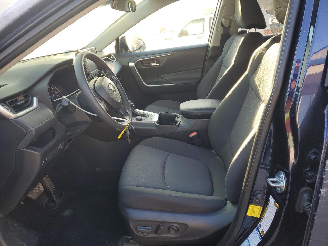 2022 TOYOTA RAV4 XLE VIN:JTMRWRFV4NJ054805