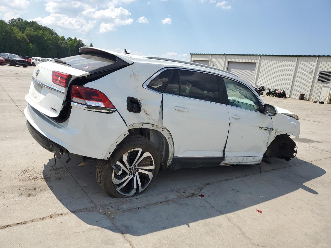 2022 VOLKSWAGEN ATLAS CROSS SPORT SEL VIN:1V2BC2CA4NC215644