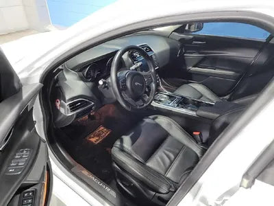 2015 Jaguar XE VIN: