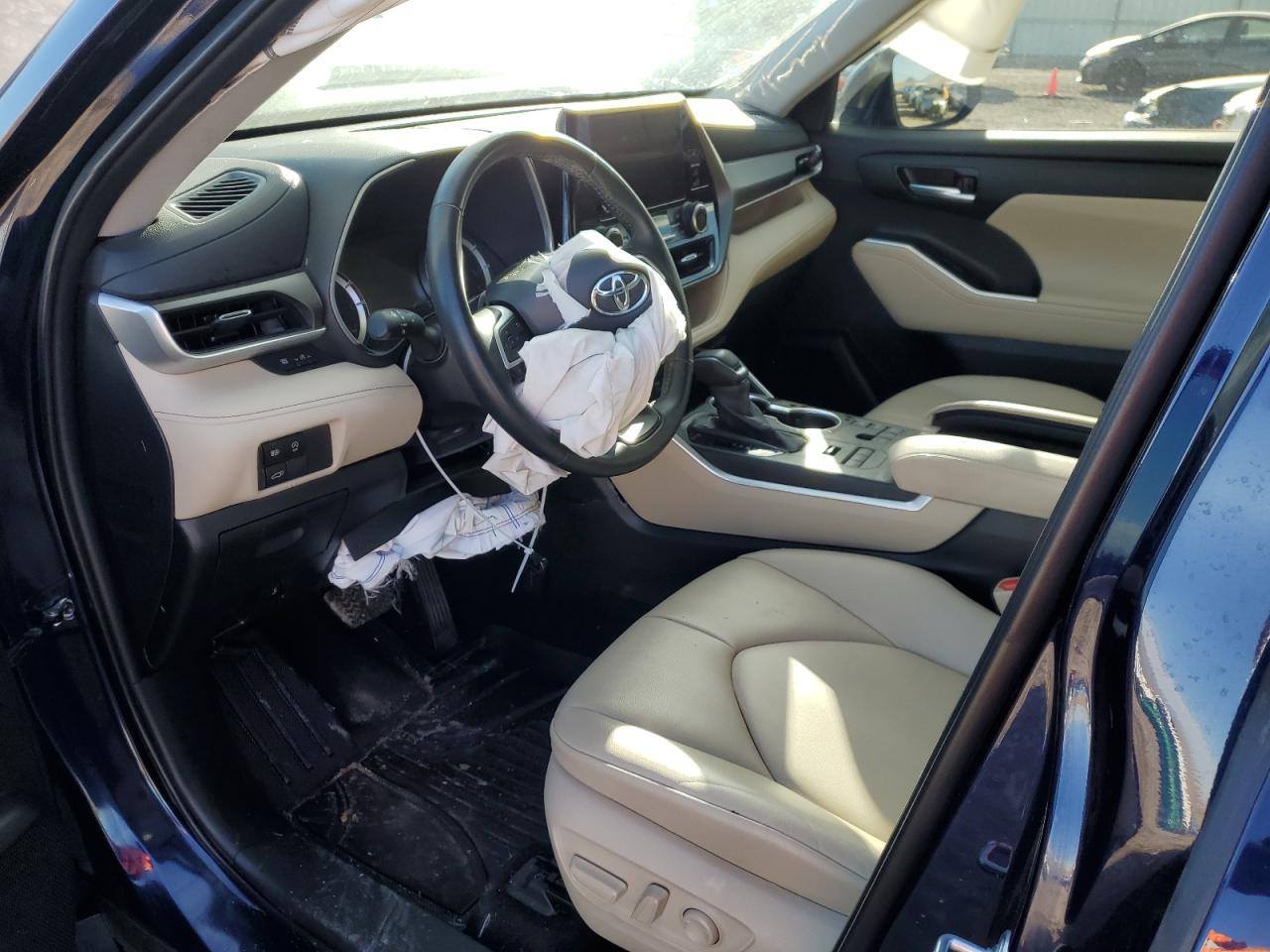 2024 TOYOTA HIGHLANDER LE VIN:5TDKDRBH7RS530691