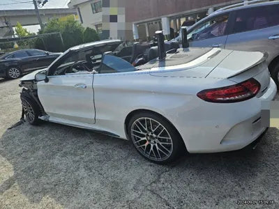 2017 Mercedes-Benz C 63 AMG VIN: