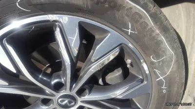 2019 Infiniti QX30 VIN: