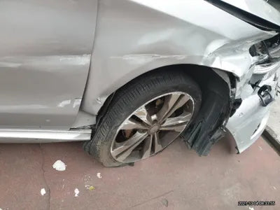 2015 Mercedes-Benz CLA 200 WDDSJ0JB9FN199914 VIN:WDDSJ0JB9FN199914