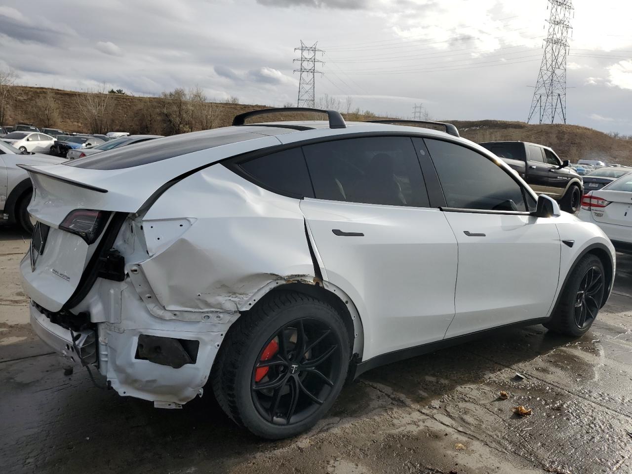 2022 TESLA MODEL Y  VIN:7SAYGDEF9NF460367