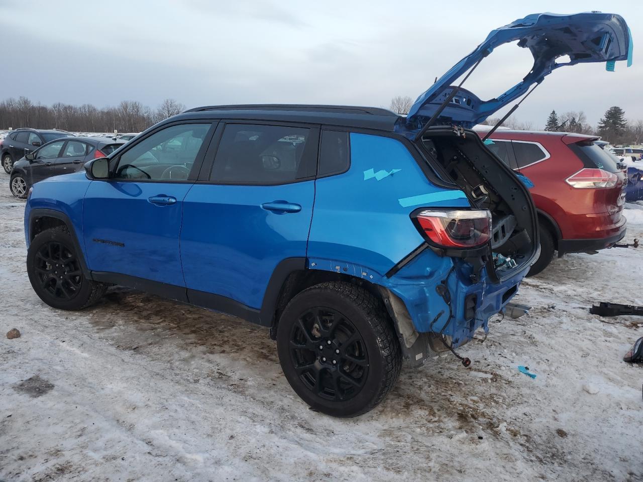 2022 JEEP COMPASS LATITUDE VIN:4S4BTGUD8S3112144