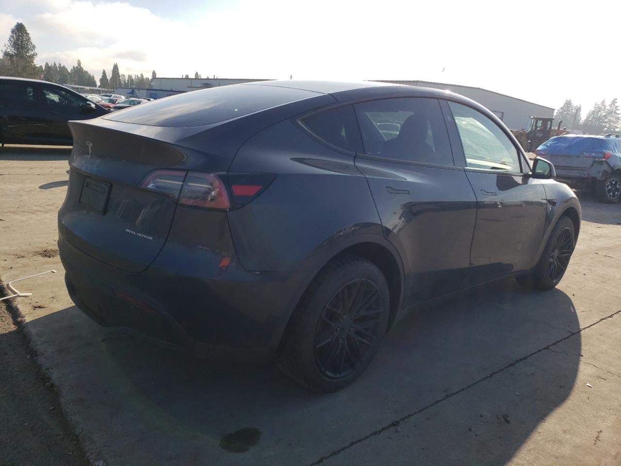 2024 TESLA MODEL Y  VIN:7SAYGDEE6RF151288