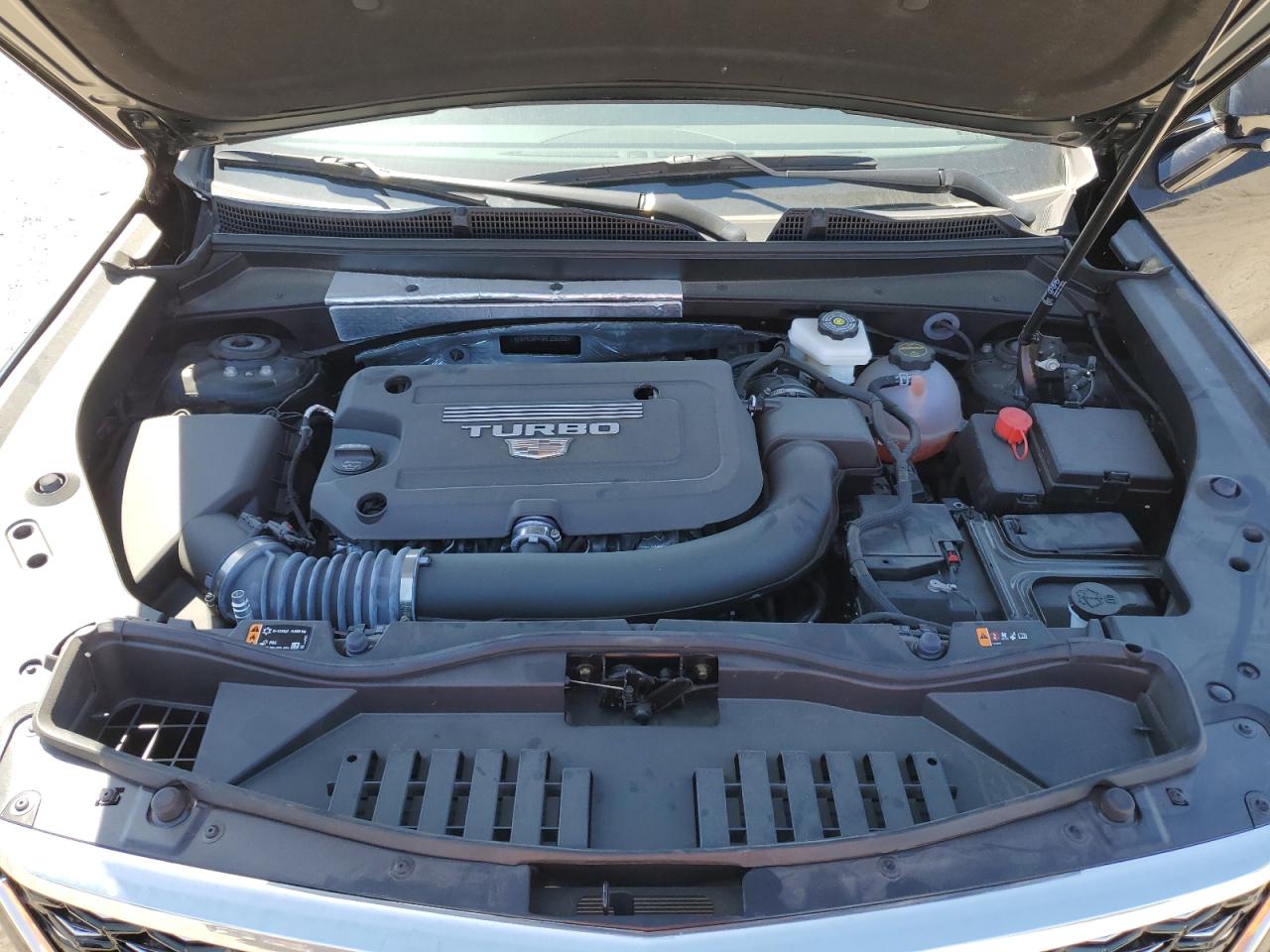 2024 CADILLAC XT4 LUXURY VIN:1GYAZAR49RF206895