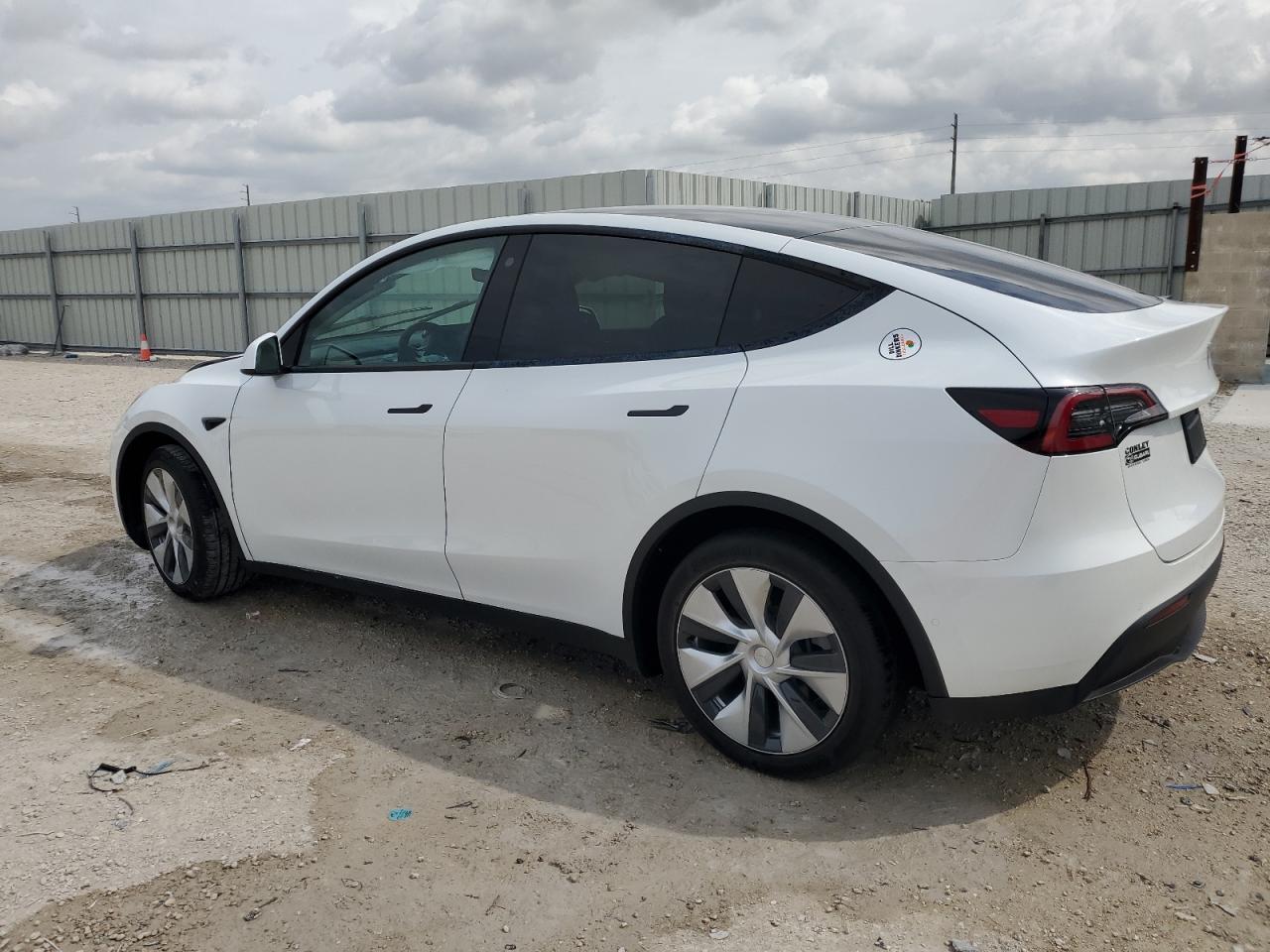 2022 TESLA MODEL Y  VIN:7SAYGDEEXNF460188