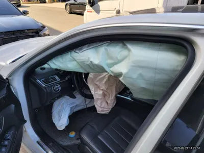 2016 Mercedes-Benz E 250 286KMWDDHF9HB4GB3 VIN:286KMWDDHF9HB4GB3