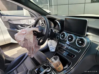 2017 Mercedes-Benz C 63 AMG WDDWF8GB6HF580111 VIN:WDDWF8GB6HF580111