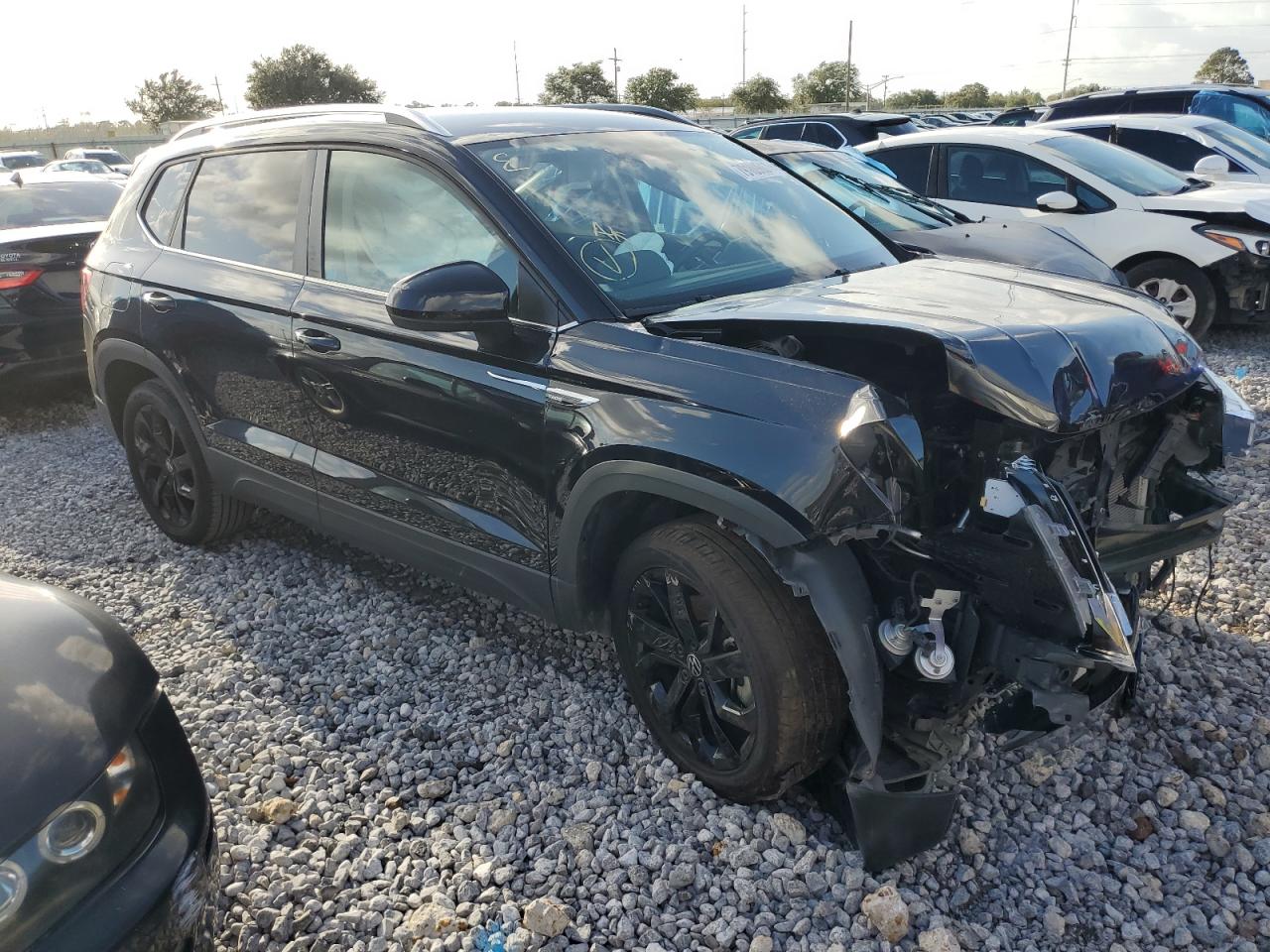 2022 VOLKSWAGEN TAOS SE VIN:3VVWX7B21NM069153