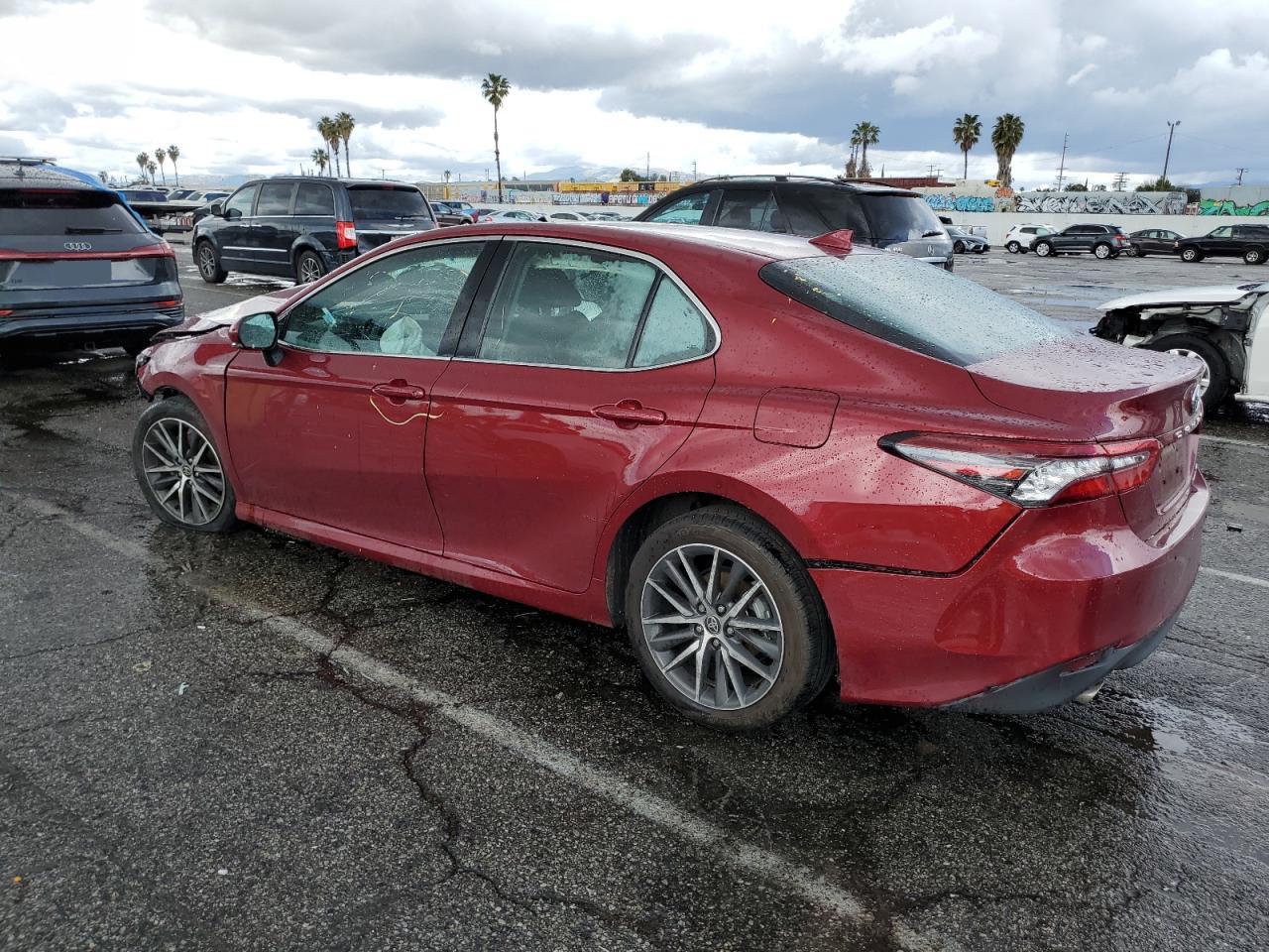 2022 TOYOTA CAMRY XLE VIN:4T1F31AK5NU598573