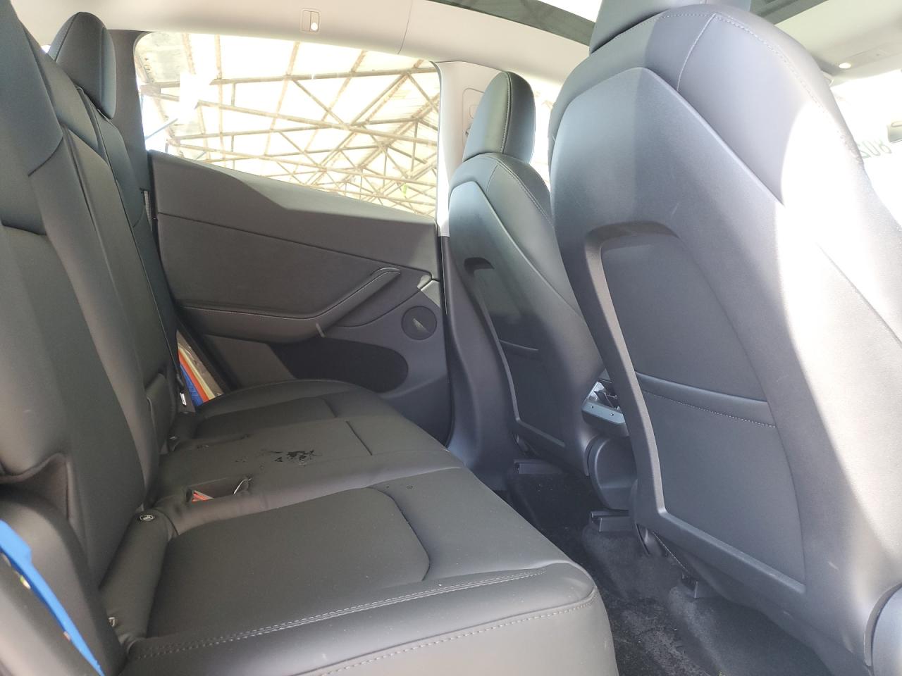 2023 TESLA MODEL Y  VIN:7SAYGDEE8PA187395