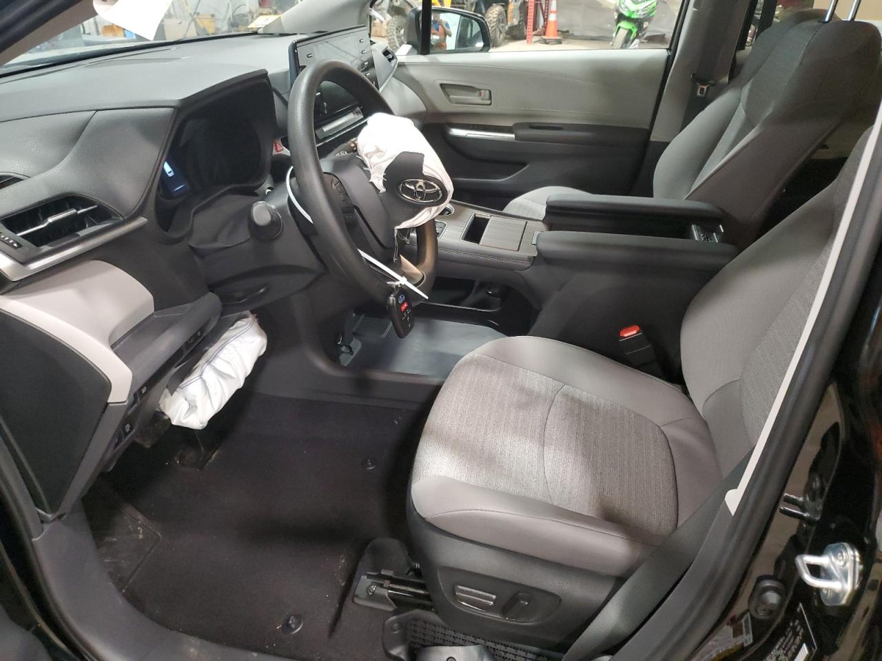 2024 TOYOTA SIENNA LE VIN:5TDKSKFC0RS128944