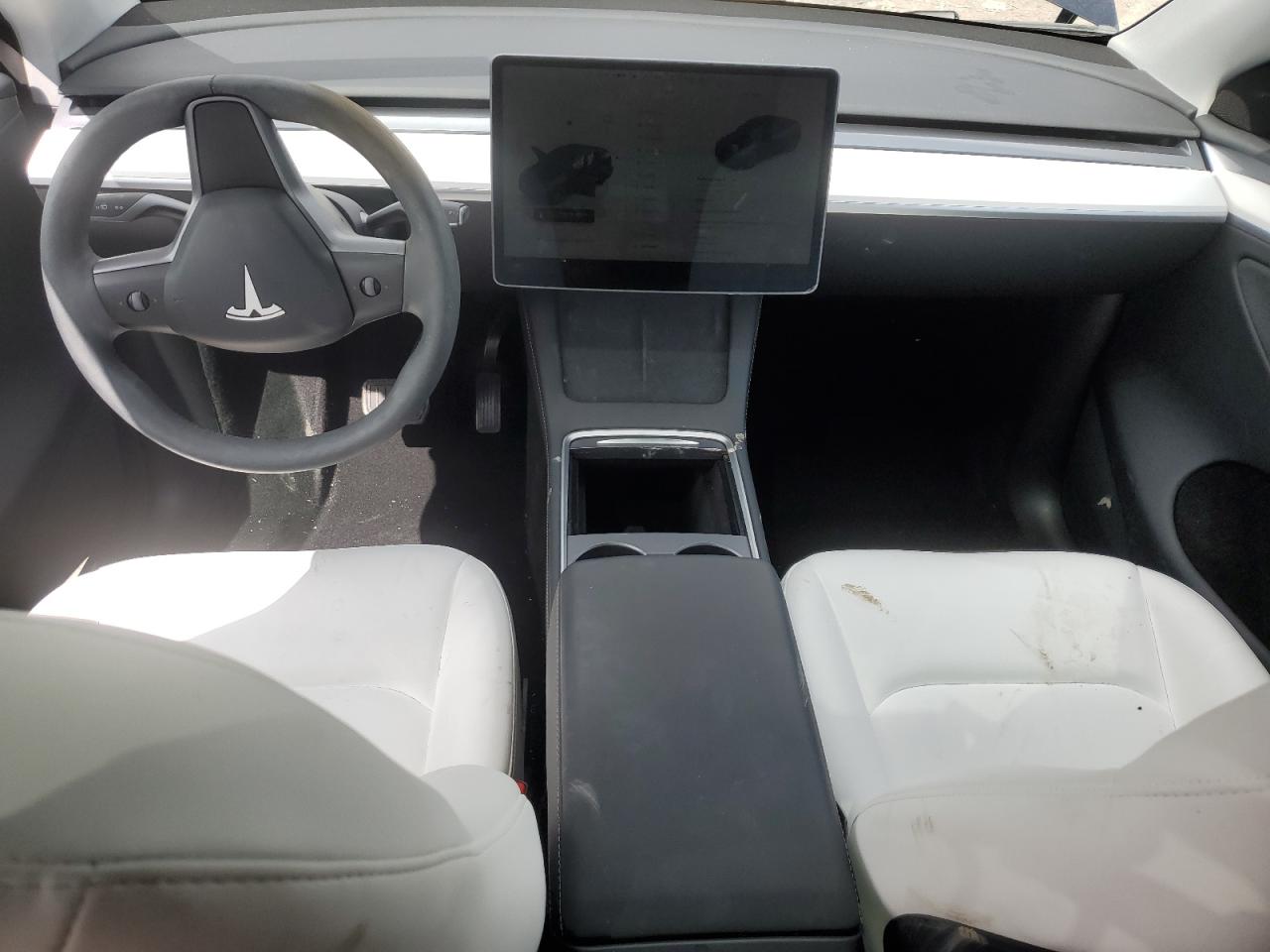 2024 TESLA MODEL Y  VIN:7SAYGDEE6RA239271