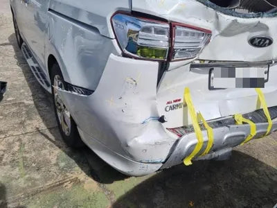 2015 Kia Carnival VIN: