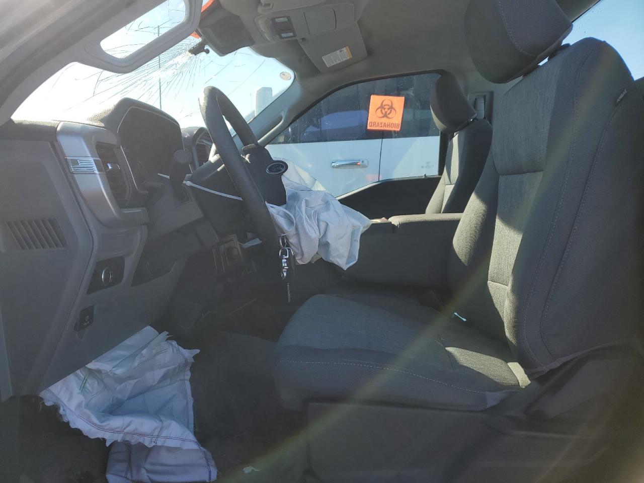 2023 FORD F150  VIN:1FTMF1EP3PKE80318