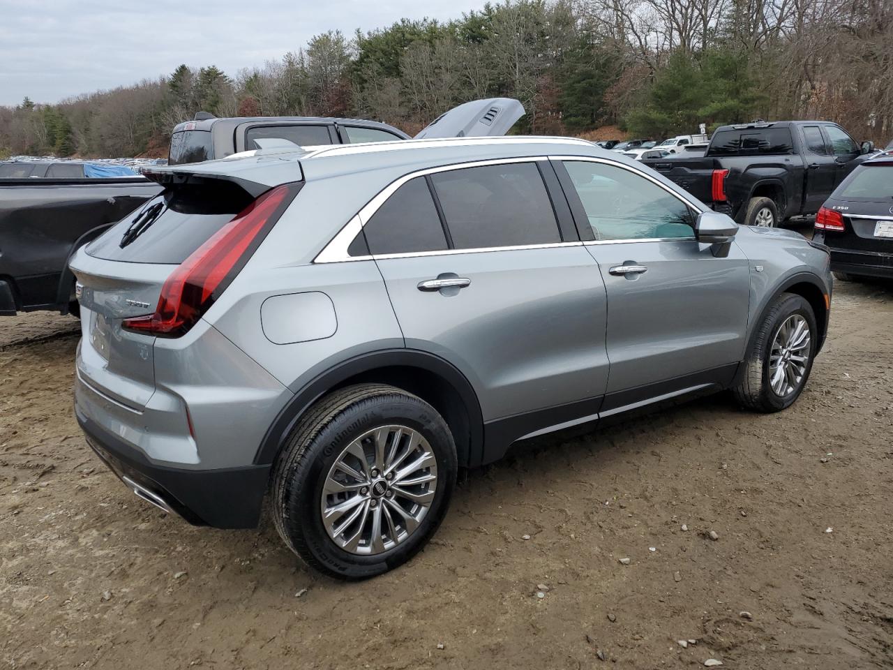 2024 CADILLAC XT4 PREMIUM LUXURY VIN:1GYFZCR46RF214874