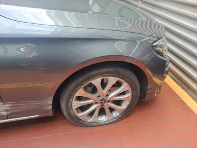 2019 Mercedes-Benz E 300 VIN: