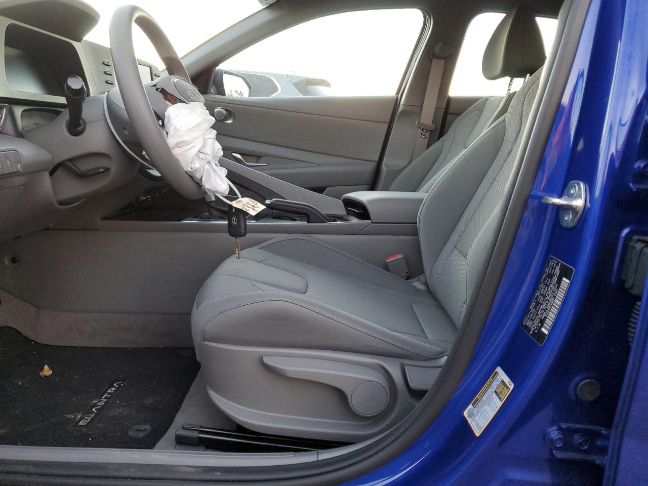 2024 HYUNDAI ELANTRA SE VIN:KMHLL4DG3RU817452