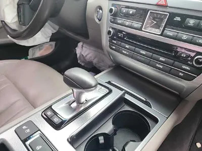 2017 Genesis G80 VIN: