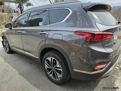 2018 Hyundai Santa FE VIN: