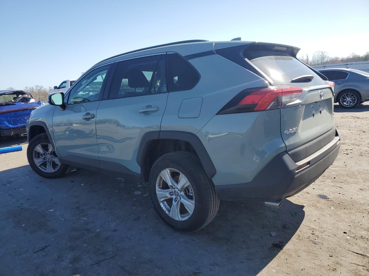 2022 TOYOTA RAV4 XLE VIN:2T3P1RFV6NW300132