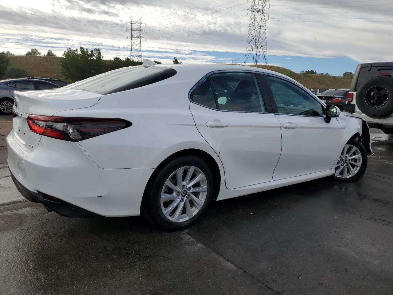 2022 TOYOTA CAMRY LE VIN:4T1C11AKXNU628384