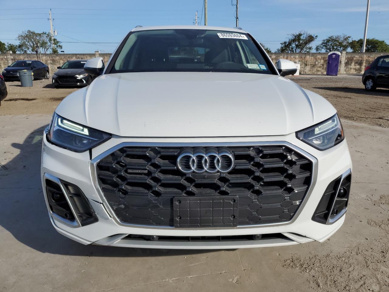2024 AUDI Q5 PREMIUM PLUS 45 VIN:WA1EAAFY5R2093700