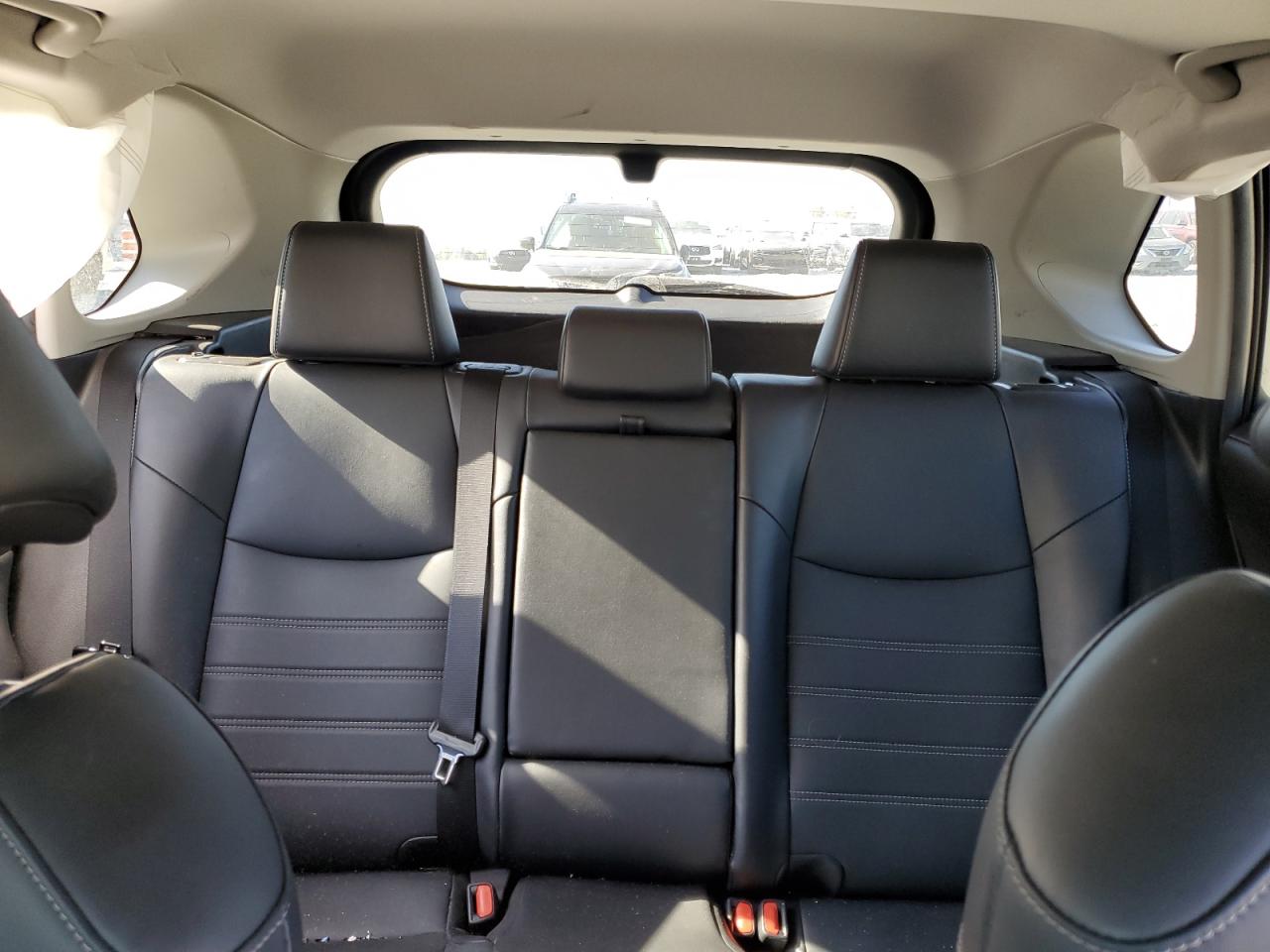 2022 TOYOTA RAV4 XLE PREMIUM VIN:2T3C1RFV8NC176025