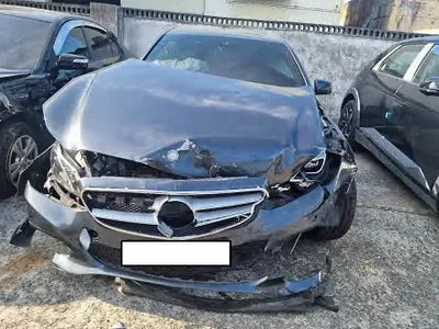 2016 Mercedes-Benz E 220 WDDHF0CB0GB204574 VIN:WDDHF0CB0GB204574