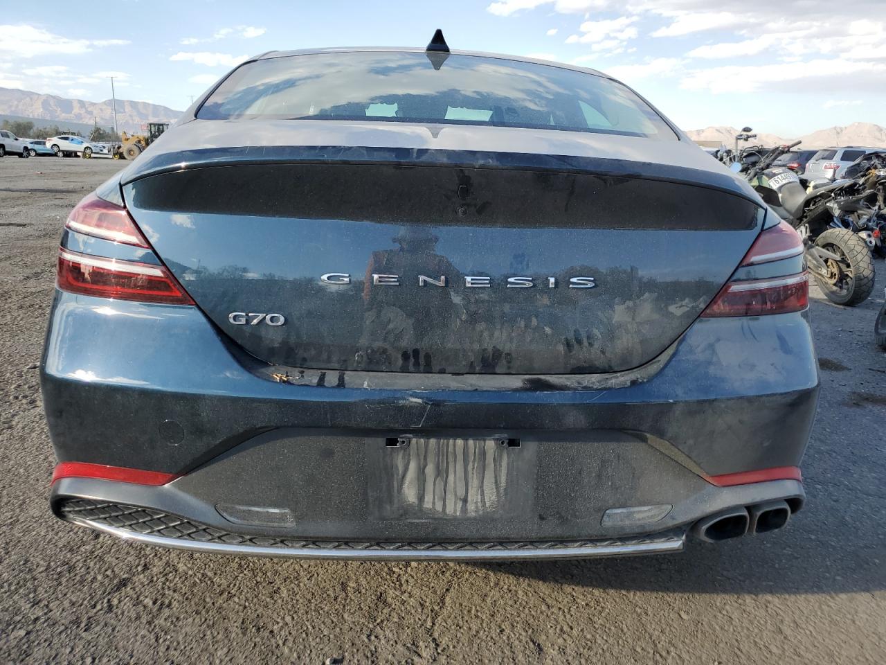 2022 GENESIS G70 BASE VIN:KMTG34TA2NU094241