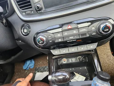 2017 Kia Sorento VIN: