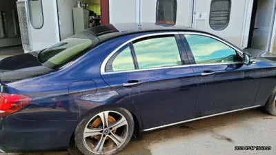 2019 Mercedes-Benz E 300 WDDZF4JB2KA699325 VIN:WDDZF4JB2KA699325