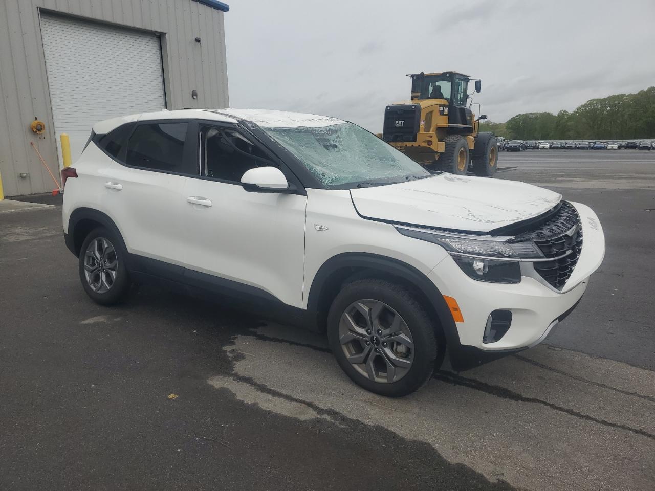 2024 KIA SELTOS LX VIN:KNDEPCAA0R7519001