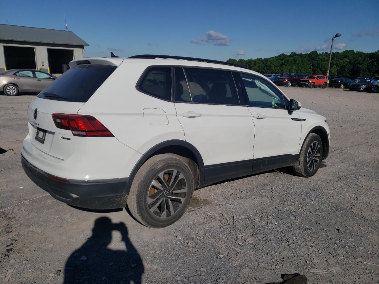 2022 VOLKSWAGEN TIGUAN S VIN:3VV0B7AX2NM011425