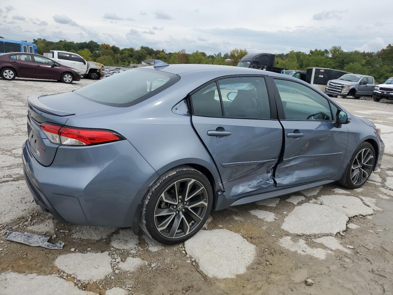 2022 TOYOTA COROLLA SE VIN:5YFS4MCE9NP119867