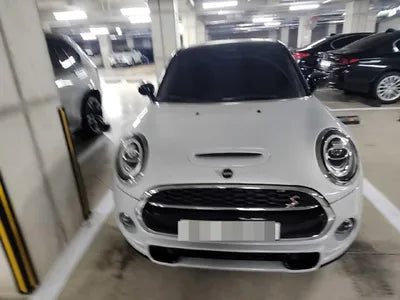 2020 MINI Cooper VIN: