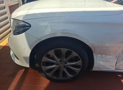 2016 Mercedes-Benz E 220 VIN: